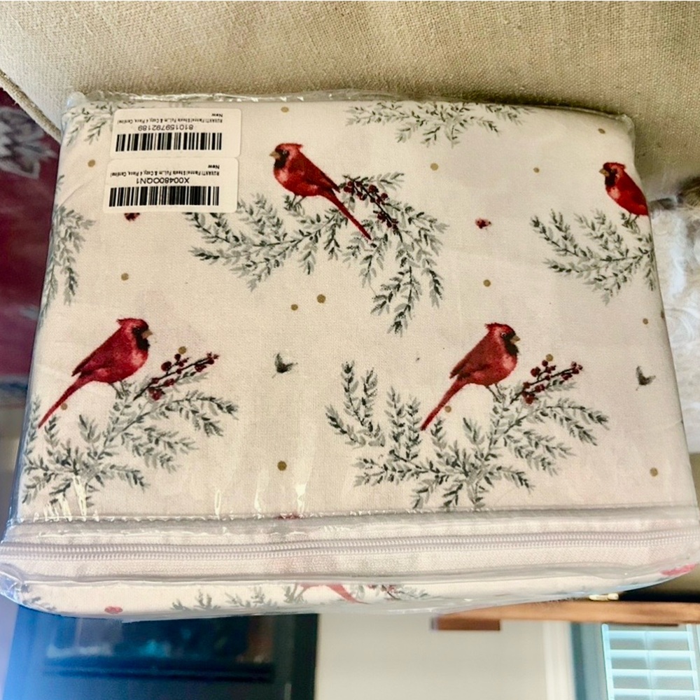 NEW Ruvanti Flannel Sheets Full Size 4 PCS 100% Cotton Breathable Cardinals - Picture 3 of 3